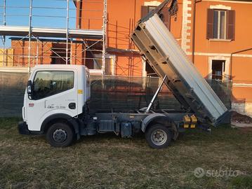 Renault Maxity anno 2019 km 171.000