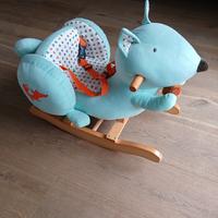 Scoiattolo a dondolo, legno e stoffa imbottito