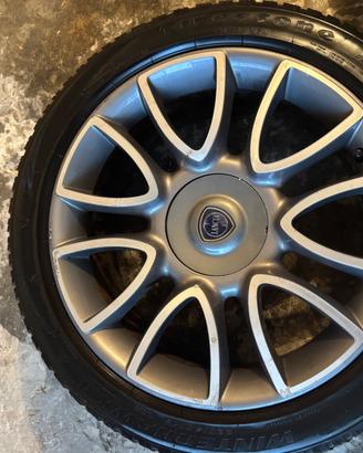 4 cerchi in lega Lancia Delta 17” + 4 gomme 225/45