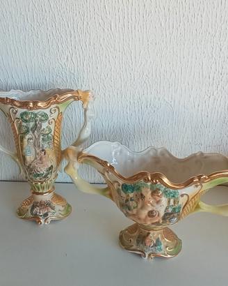 Coppia di vasi Capodimonte 