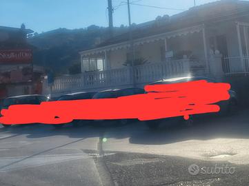 Villa uscita autostradale adibita a b&b più altro