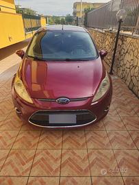 FORD FIESTA 1.4 TITANIUM