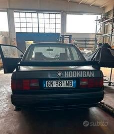 BMW E30 motore 3.5 6 cilindri in linea