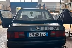 BMW E30 motore 3.5 6 cilindri in linea