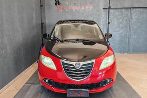 Lancia Ypsilon 1.2 69 CV 5 porte S&S Black&Red 
