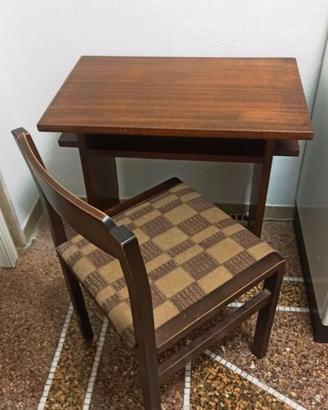 Scrivania con sedia Vintage anni 50