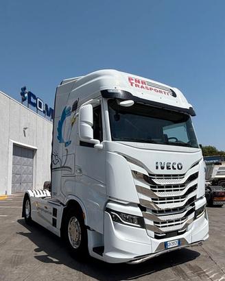 IVECO S-WAY 510 bianco