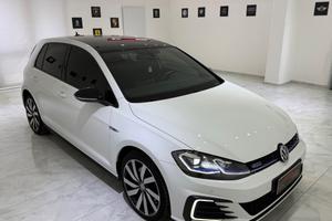 VOLKSWAGEN GOLF GTE UNICO PROPRIETARIO