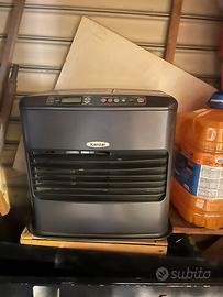 Stufa Kanzai 4,0 kw con 15 lt combustibile