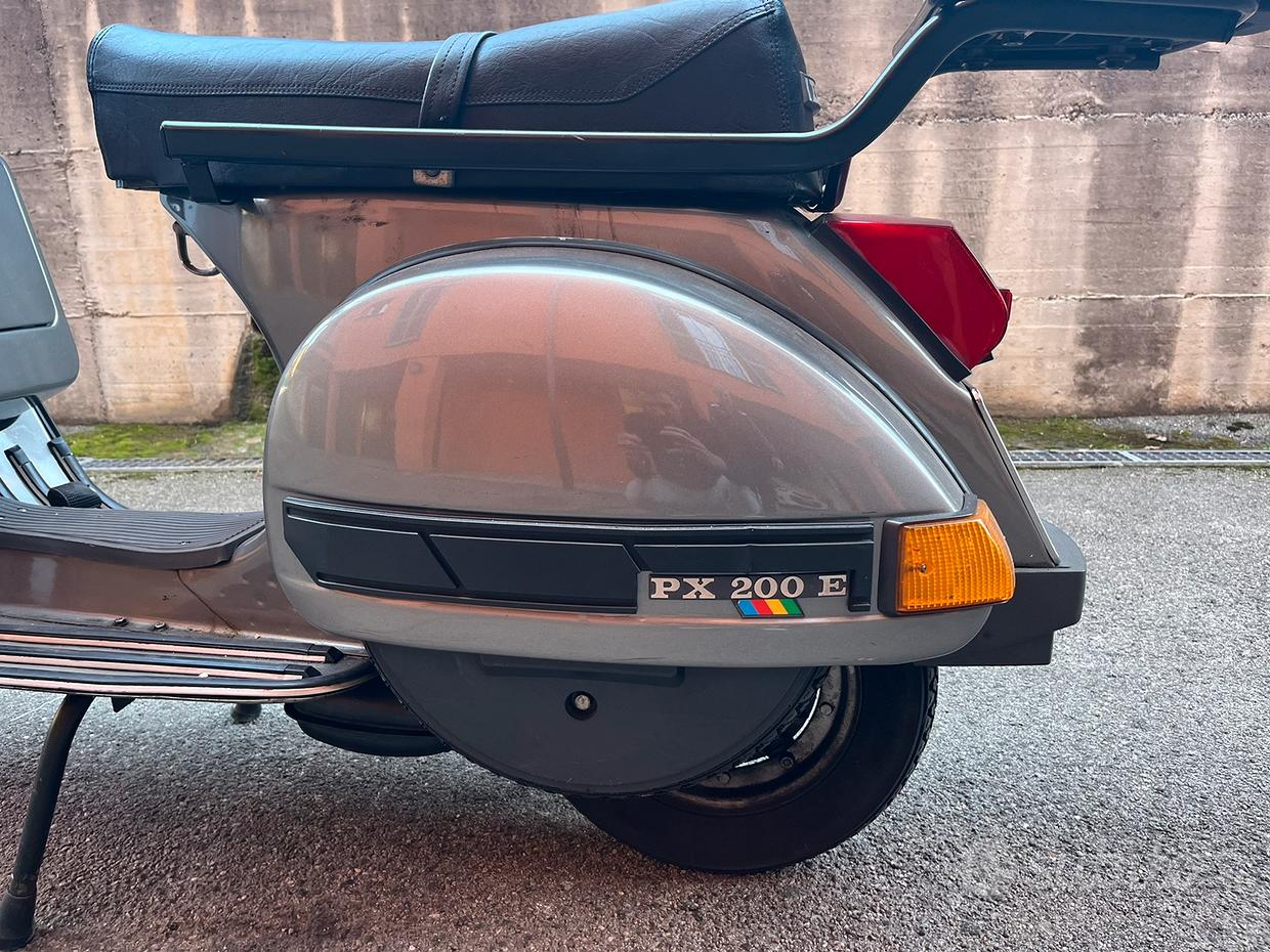 Vespa PX 125 usata a Siziano per € 3.500