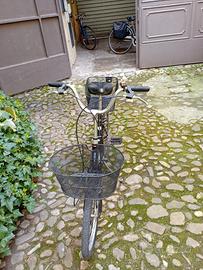 Bicicletta Graziella nera