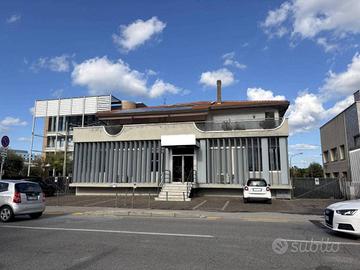 Immobile di 1650 m² a Rimini
