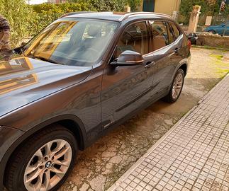 Auto bmw x1