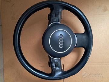 volante blu Audi a8 2003 automatica