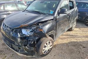 MAHINDRA KUV 100 SINISTRATA MARCIANTE