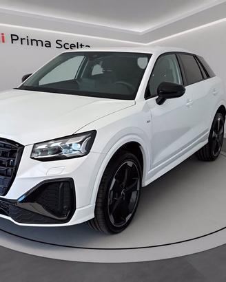 AUDI Q2 35 2.0 tdi identity black s-tronic
