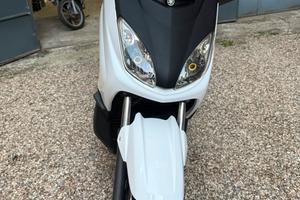 Yamaha XMax 250 - Anno 2007 - 32.568 km