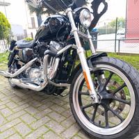 Harley Davidson sportster 883