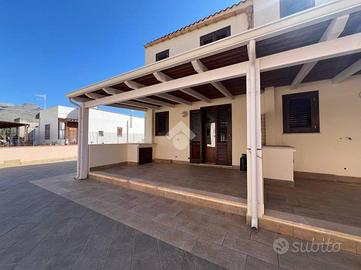 VILLA A SCHIERA A SAN VITO LO CAPO
