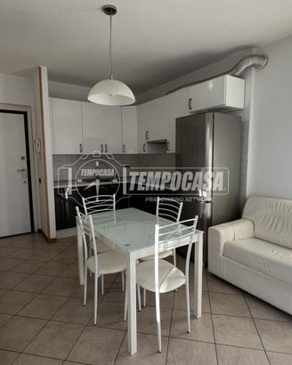 GRAZIOSO BILOCALE DI 50 MQ CON TERRAZZO