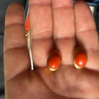 Orecchini in pro18k e corallo