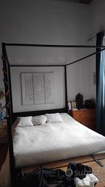 Letto a baldacchino