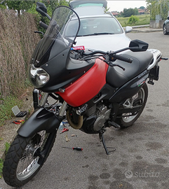 Suzuki freewind 650