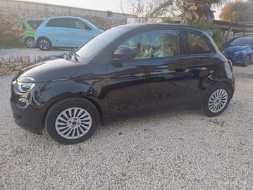 Fiat 500 500e Berlina 42 kWh Entry+Pack Tech