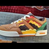 sneakers Burger King
