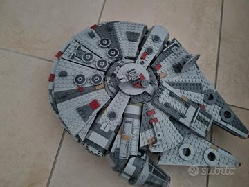 Millennium Falcon lego 