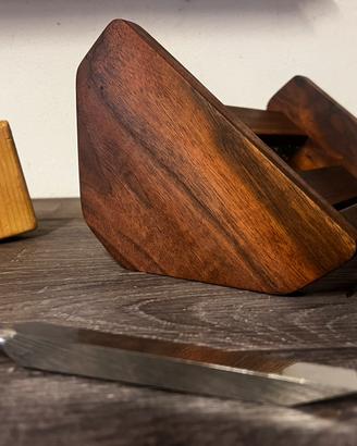Tomverk Elektron supporto (legno di noce)