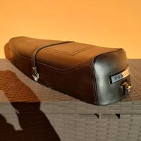 Sella vespa px arcobaleno ,sella px 1a serie nuova