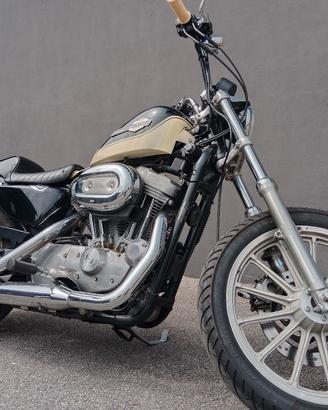 Harley Davidson 883  Sportster  - Buell 