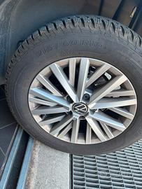 4 pneumatici invernali 215/60 R16