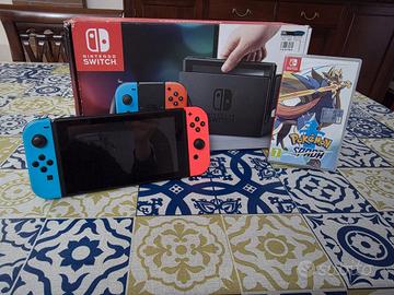 Nintendo Switch + Pokémon Spada 