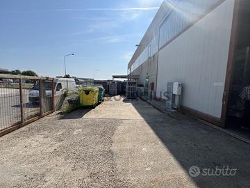 Capannone a Eraclea (VE)