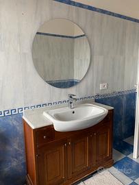 Mobile bagno legno massello con piano di marmo