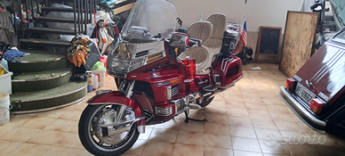 Honda gold wing
