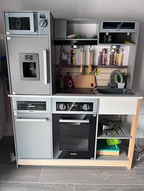 Gioco cucina completa di luci e accessori