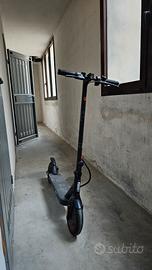 VIVO BIKE ( monopatino). Model E9. 