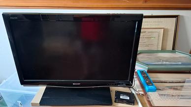 TV SHARP COMPLETA DI DECODER E TELECOMANDO 100€