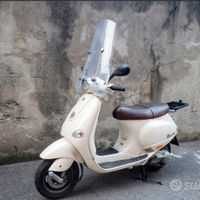 Vespa ET4