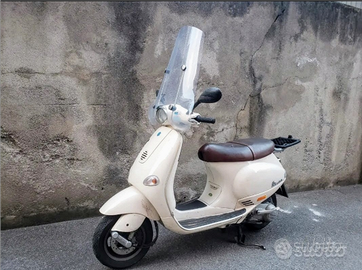 Vespa ET4