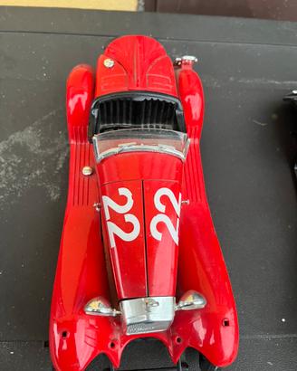 Bburago Jaguar SS 100 del 1937, scala 1:18,