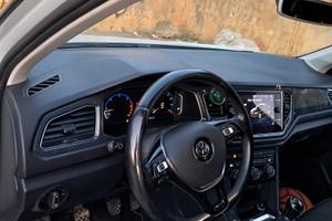 volkswagen t roc  virtual cockpit 1.6 diesel
