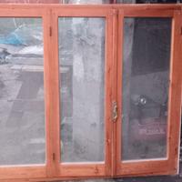 Infissi e finestre in legno a 3 ante