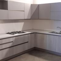 Cucina nuova di mostra --modificabile-