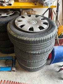 Treno cerchi vw audi 195 65 r15