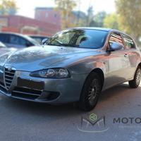 Alfa Romeo 147 5 Porte 147 5p 1.6 ts 16v Moving 10