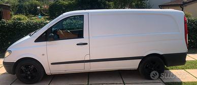 Mercedes vito long